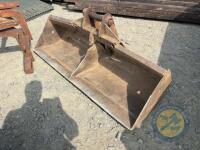6ft sheugh bucket for 13tn digger 65mm pins