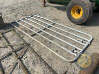 9ft field gate