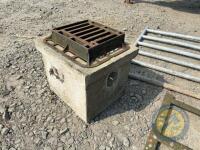 Concrete gully with grate