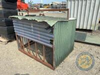 Lamb creep feeder
