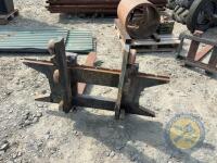 Carriage & toes - 4