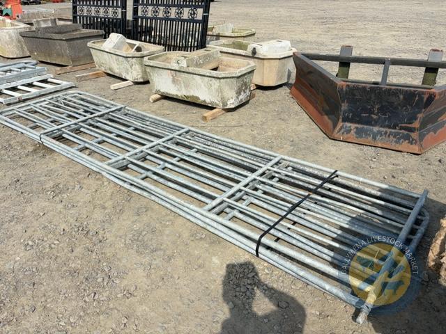3x field gates 2x 15'11 & 1x 14'2