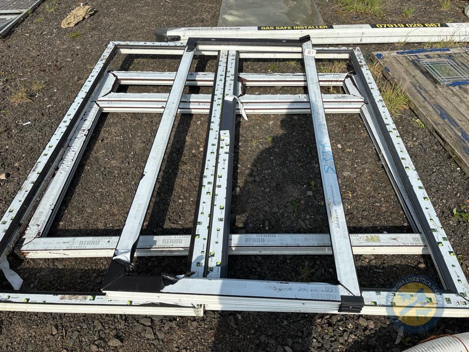 3x plastic door frames & window
