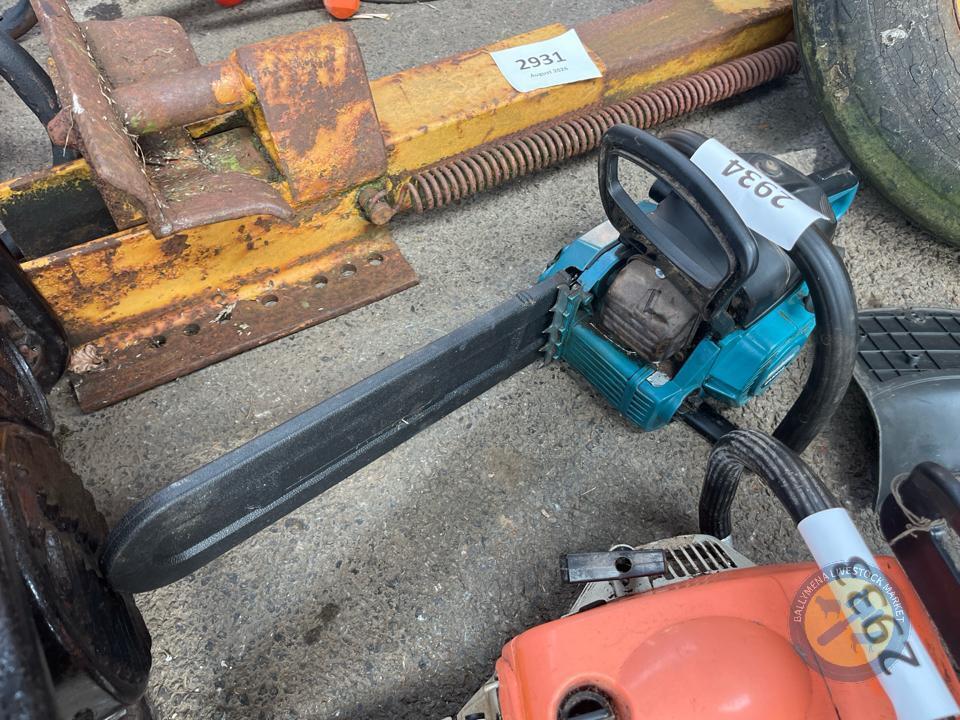 Makita chainsaw
