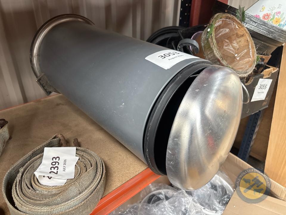 Metal bin