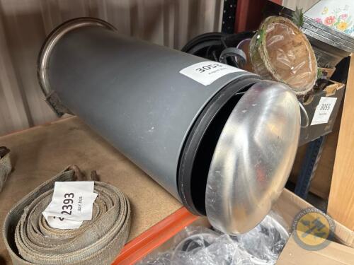Metal bin
