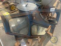 2x ford dexta cab doors
