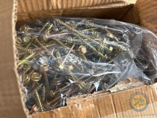 5x boxes of 6x100m screws