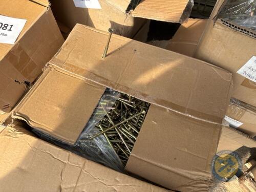 4x boxes of 6x120/70m screws