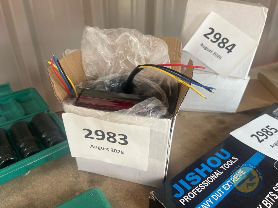 2x pairs of LED trailer lights