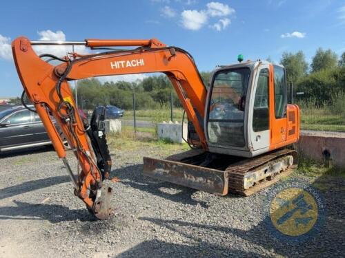 Farm Dispersal - Hitachi 70 7tn digger & 4x buckets