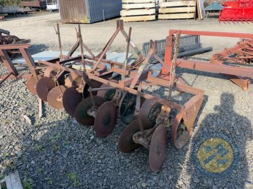 4 Row turnip planter