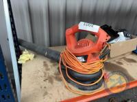 Black & Decker Leaf Blower - 2