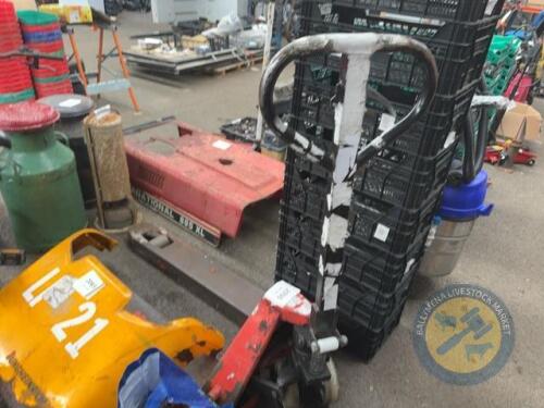 Linde Pallet Truck