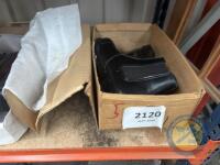 Size 5 Black Pull on Boots
