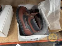 Size 4 Brown Laced Boots - 2