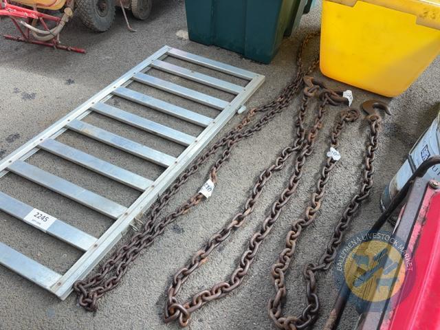 Tractor Pulling Chain