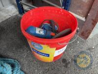 Bucket of Grinder & Blades