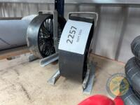 2x Lick Bucket Wheels