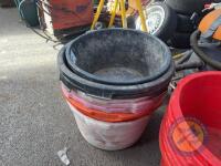 9x Black Tubs