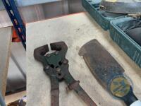 Cattle Hoof Trimmers - 2