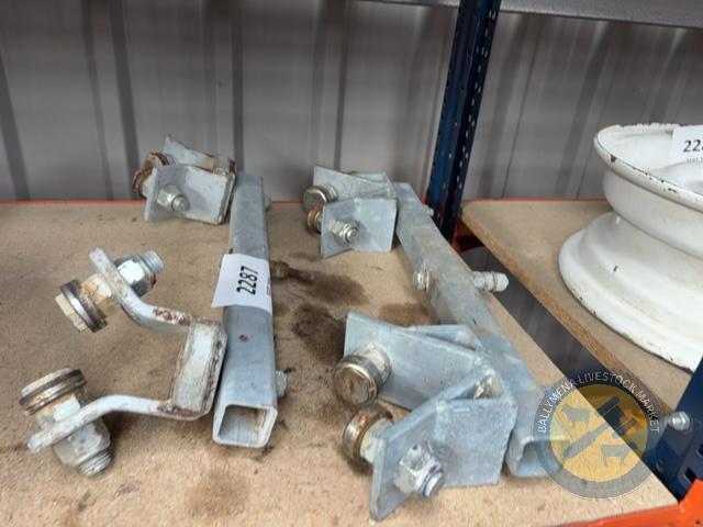 2x Galvanised Steel Buckets & Rollers