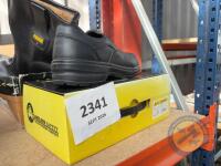 Size 7 Safety Shoes