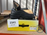 Size 7 Safety Shoes - 2