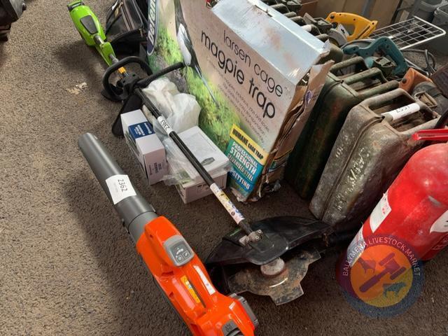 Greenworks Strimmer with Charger, Battery & Parts