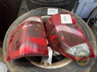 2x Tail Lights