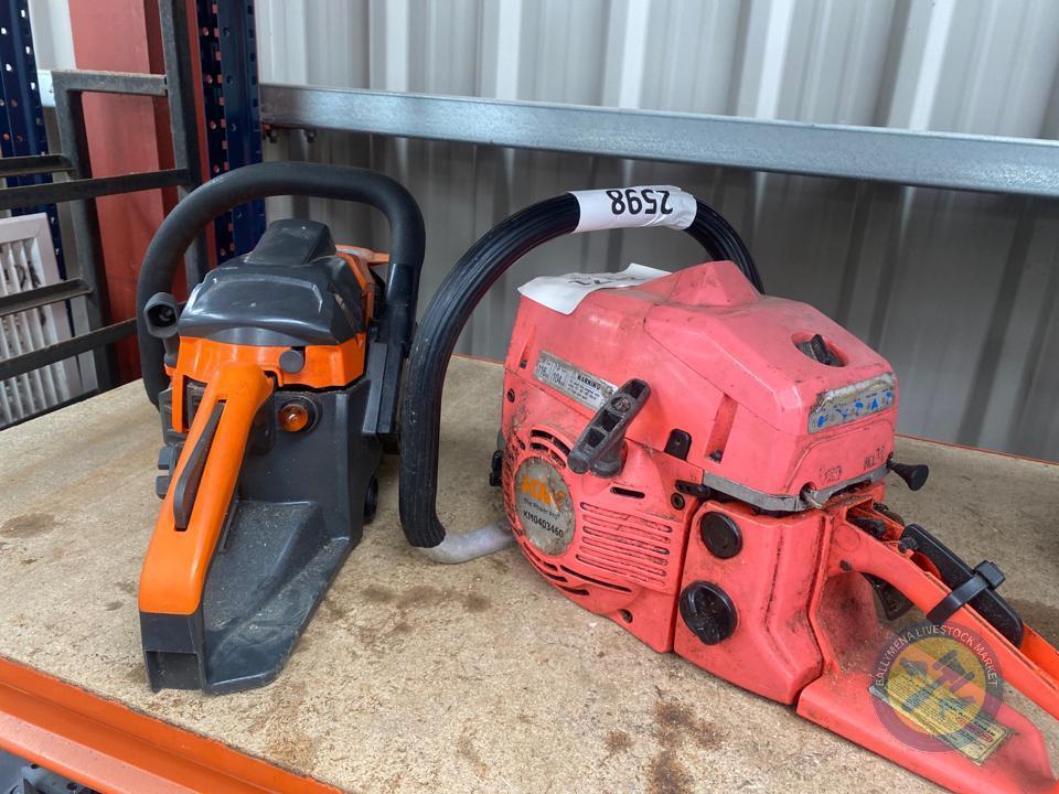 2x Chainsaws