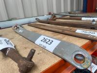 2 Brackets for A Frame