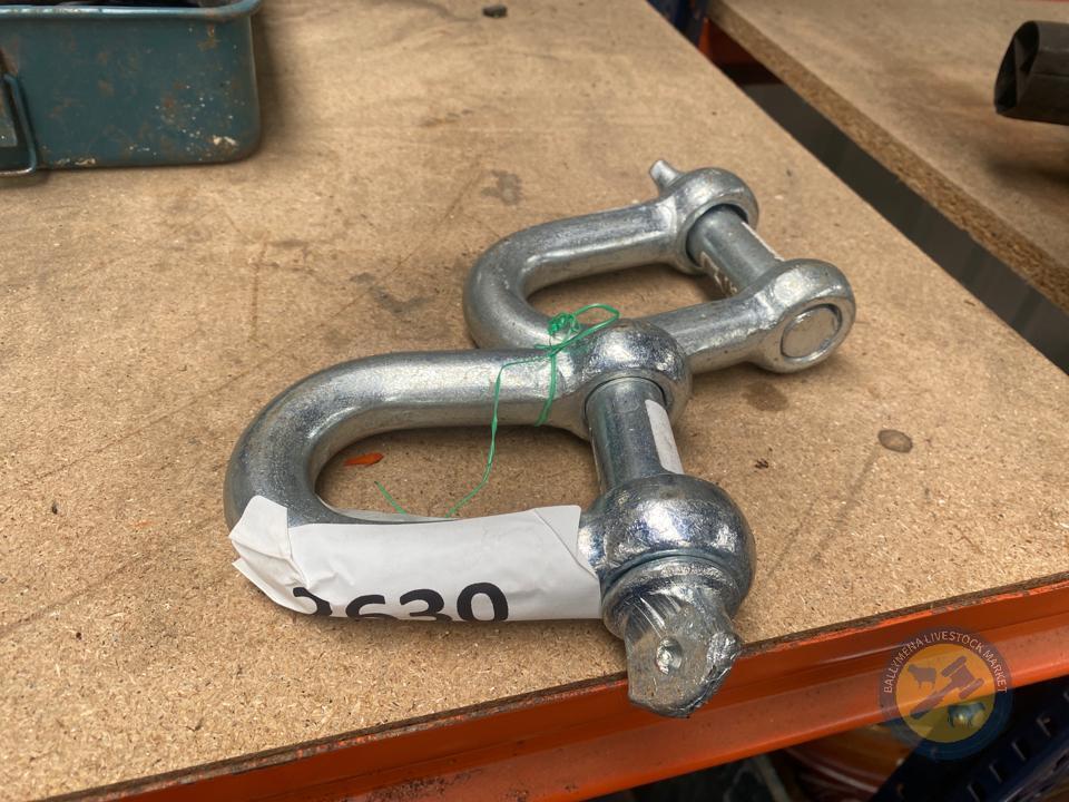 2 x 28mm Shackles