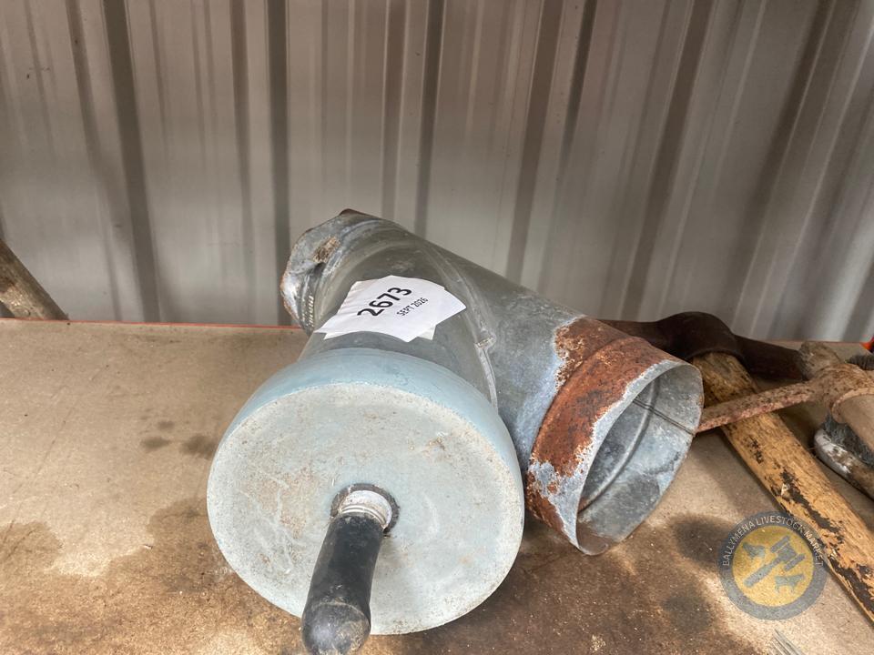 Feed Bin Dust