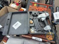 Phumatic Nail Gun