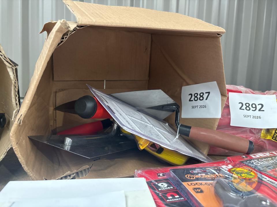 building trowel plastering trowel