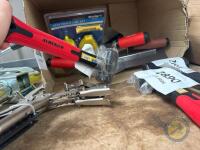 red heavy hammer