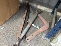 tractor top link and 2 stays & plough part