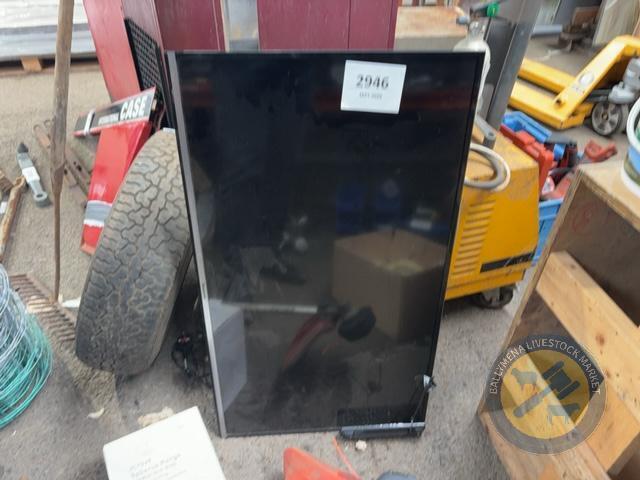 40 inch smart TV