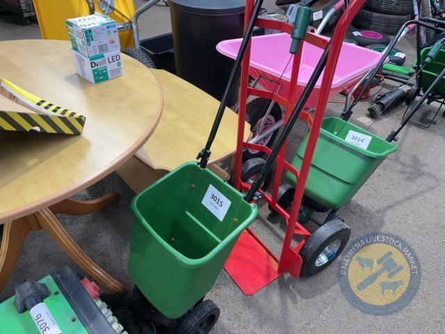 green garden spreader