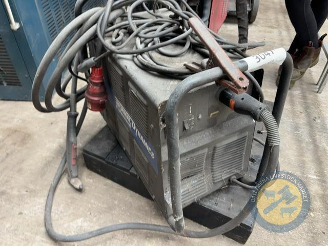 Thermal plasma cutter