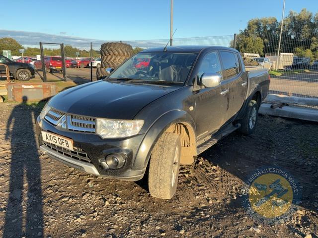 Mitsubishi L200 2015