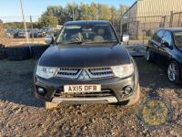 Mitsubishi L200 2015 - 2