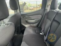 Mitsubishi L200 Titan 2018 - 10