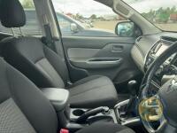 Mitsubishi L200 Titan 2018 - 11
