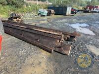 Bundle of 24 5x3 & 2x Heavy Wooden Trusses - 2