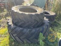 2x 650/65 & 2x 540/65 R30 Michelin Tyres - 2