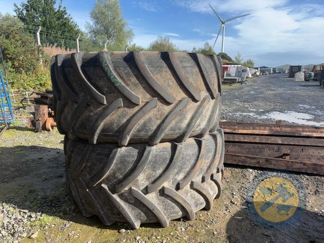 2x 30.5l R32 Tyres