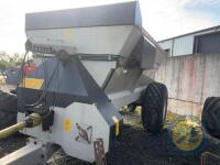 Shelbourne Reynolds Power Spread Pro 2300 Gallon. Comes with Shaft - 2
