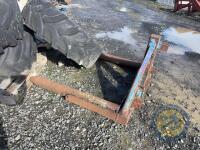 Blue Single Bale Lifter 3 Point Linkage - 2